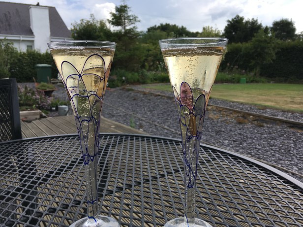 E4AA4D7E-E9F2-482E-A0FE-C6DA990EE01A